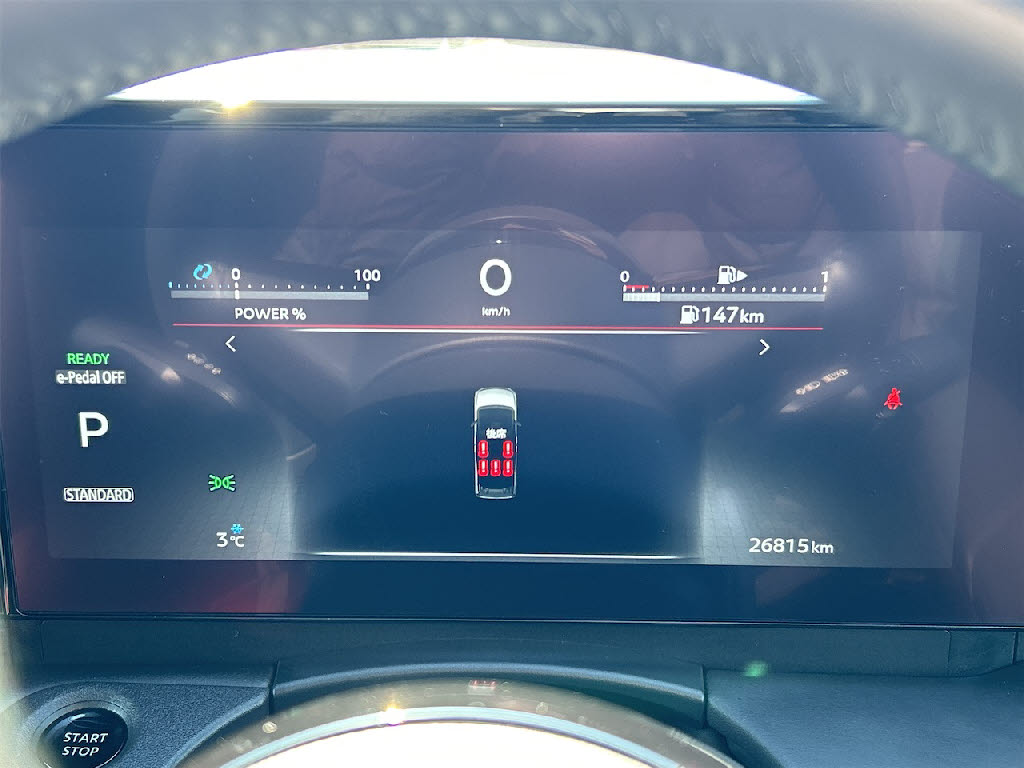 ニッサン セレナＨＶ E-40RCE ﾊｲｳｪｲV 4WD