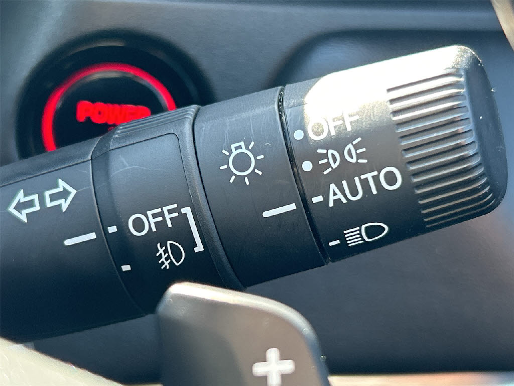 ホンダ ヴェゼルＨＶ HV E:HEV Z 4WD