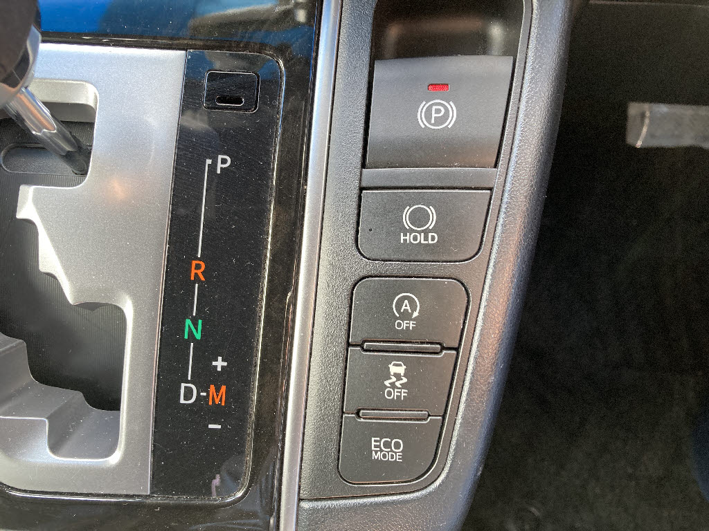 トヨタ ヴェルファイア 2.5Z-Aｴﾃﾞｨｼｮﾝ ｺﾞｰﾙﾃﾞﾝｱｲｽﾞ 4WD