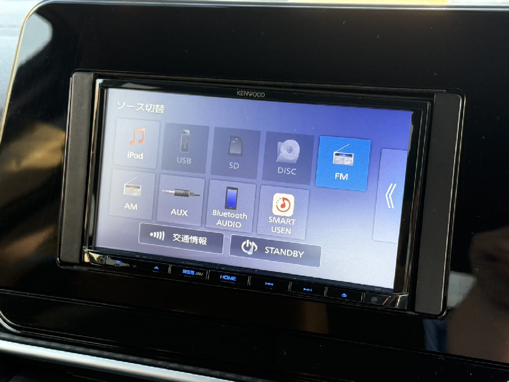 ニッサン ノート X FOUR 4WD