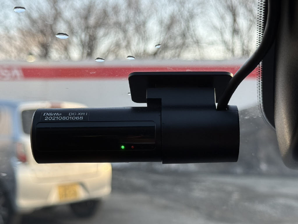 ニッサン ノート X FOUR 4WD