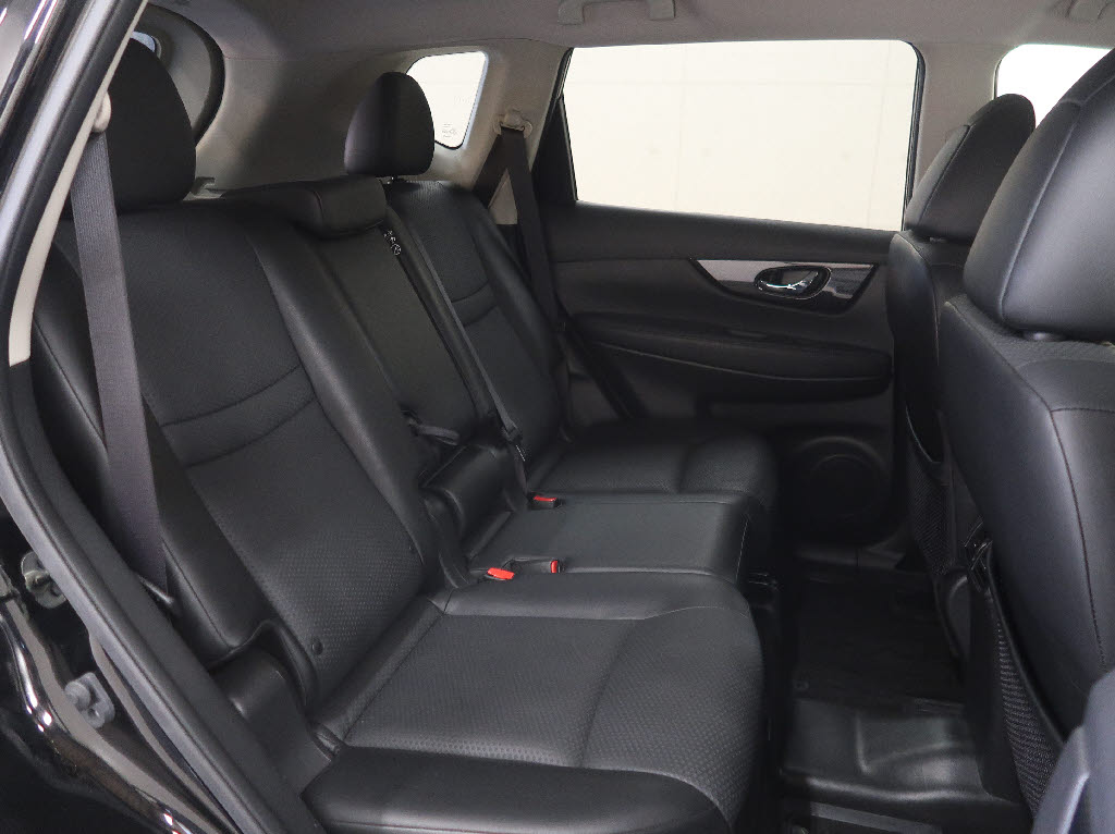 ニッサン エクストレイル 20XI 4WD