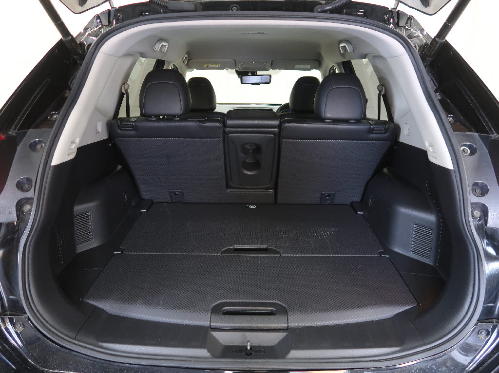 ニッサン エクストレイル 20XI 4WD