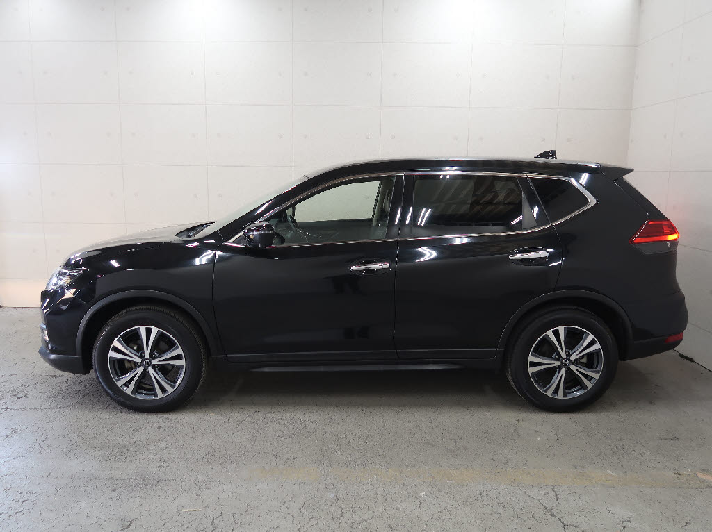 ニッサン エクストレイル 20XI 4WD