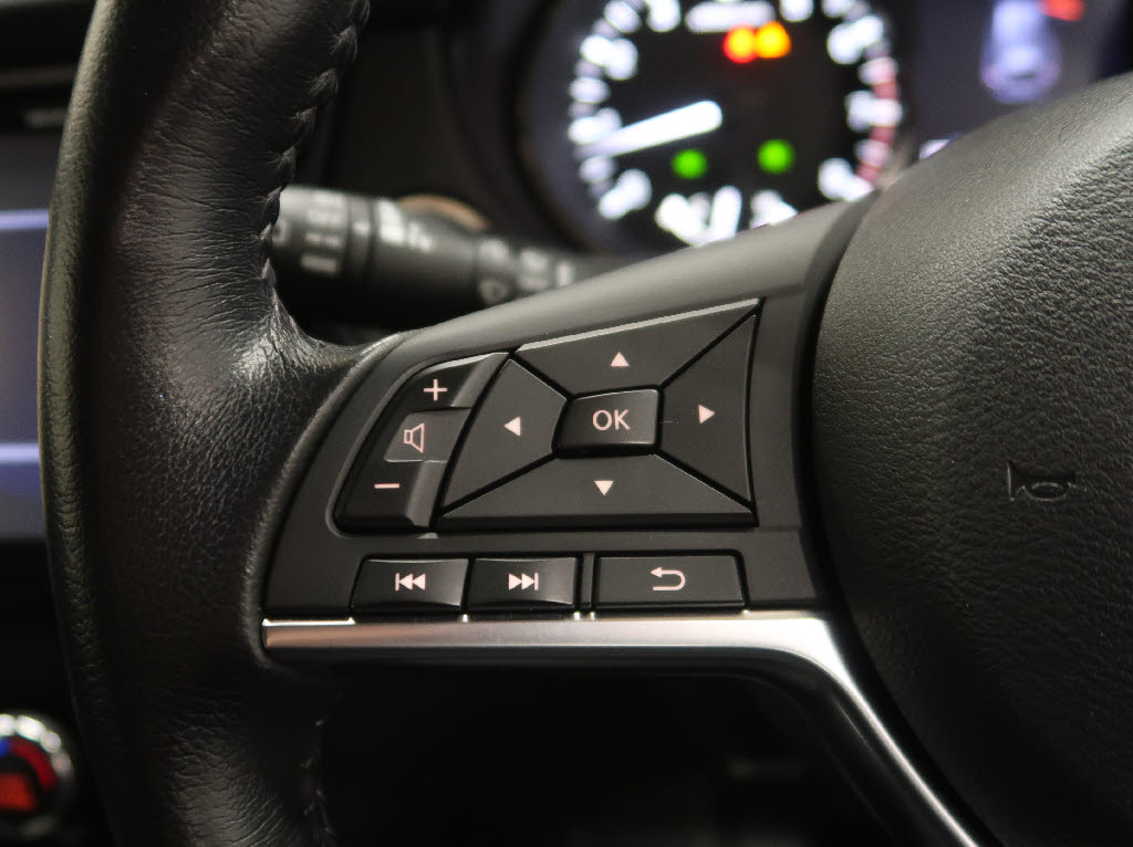 ニッサン エクストレイル 20XI 4WD