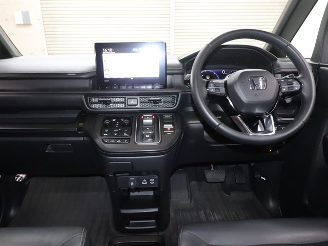 ホンダ ステップワゴン ｅＨＥＶスパーダ