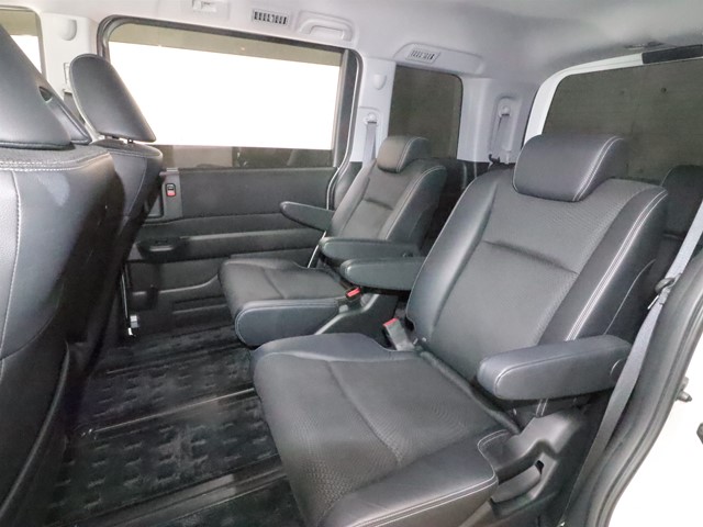 ホンダ ステップワゴン スパーダＺクールスピリット