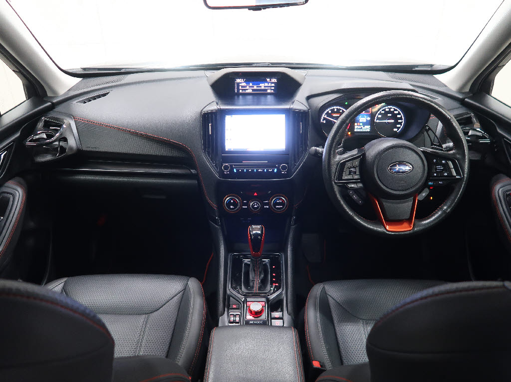 スバル フォレスター Ｘブレイク