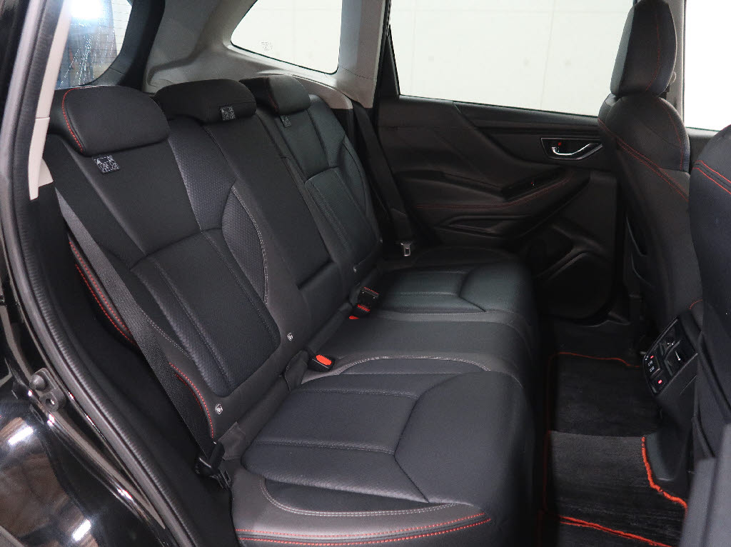 スバル フォレスター Ｘブレイク