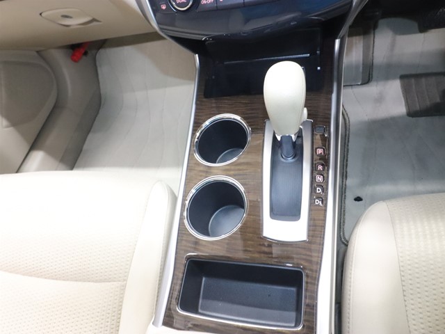 ニッサン ティアナ ＸＥ