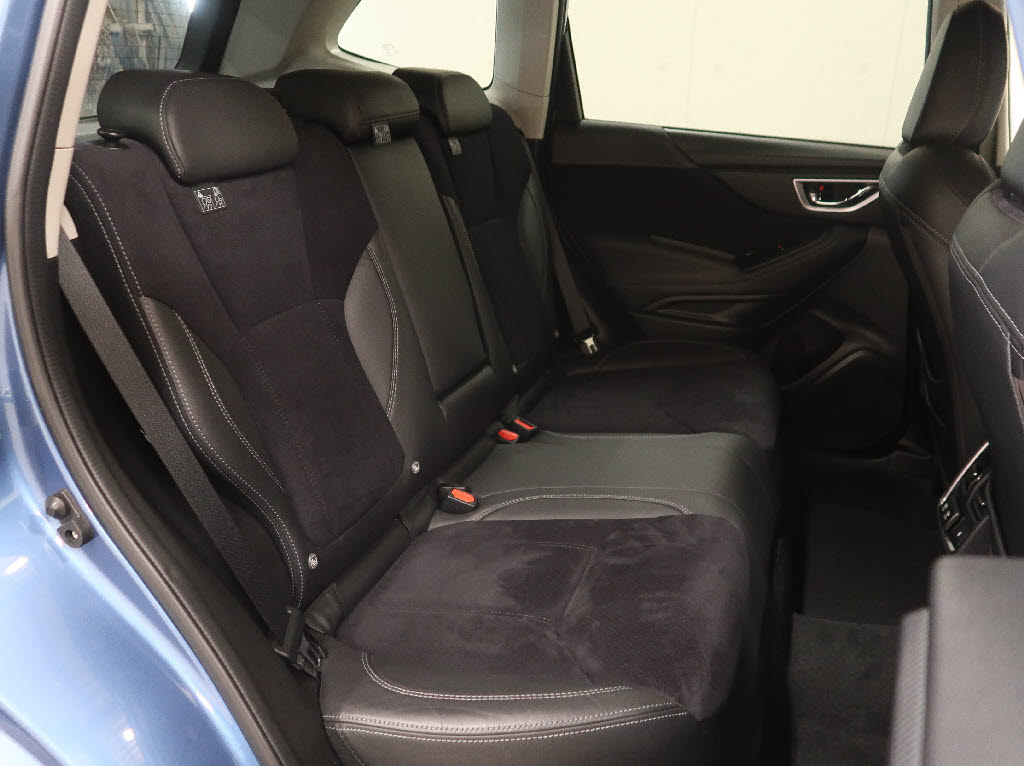 スバル フォレスター スポーツ