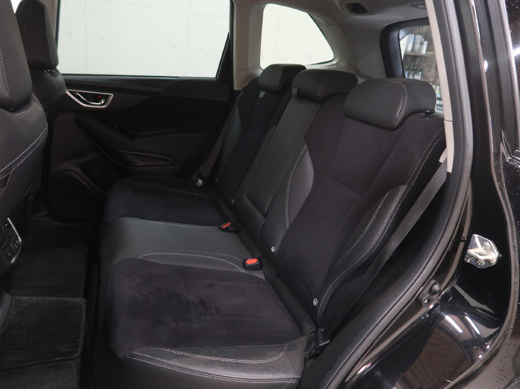 スバル フォレスター スポーツ