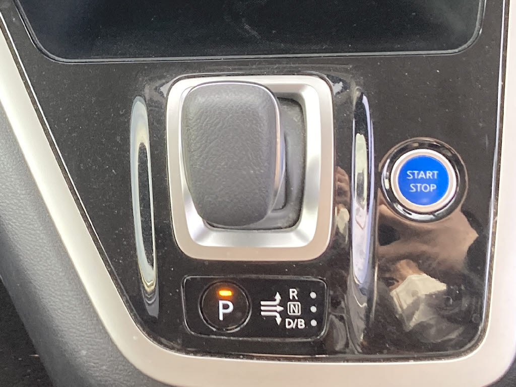 ニッサン セレナＨＶ e-POWER ﾊｲｳｪｲｽﾀｰ