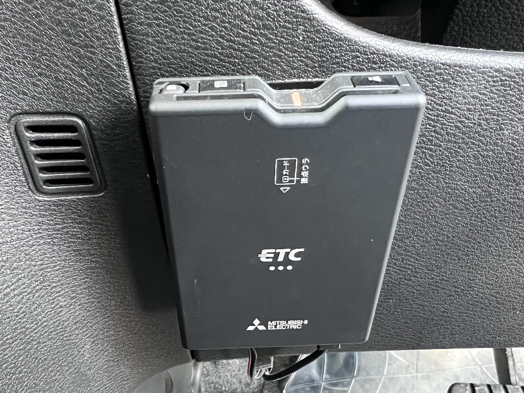 ニッサン セレナＨＶ e-POWER ﾊｲｳｪｲｽﾀｰ