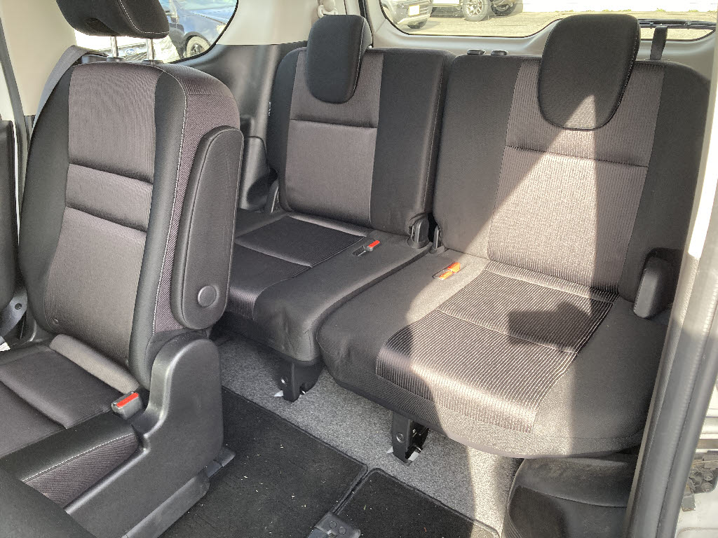 ニッサン セレナＨＶ e-POWER ﾊｲｳｪｲｽﾀｰ