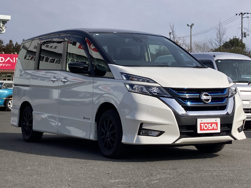 ニッサン セレナＨＶ e-POWER ﾊｲｳｪｲｽﾀｰ