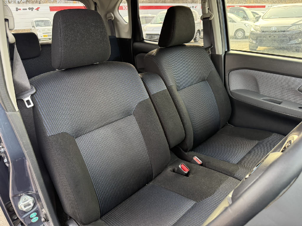 ダイハツ ムーヴカスタム X SA2