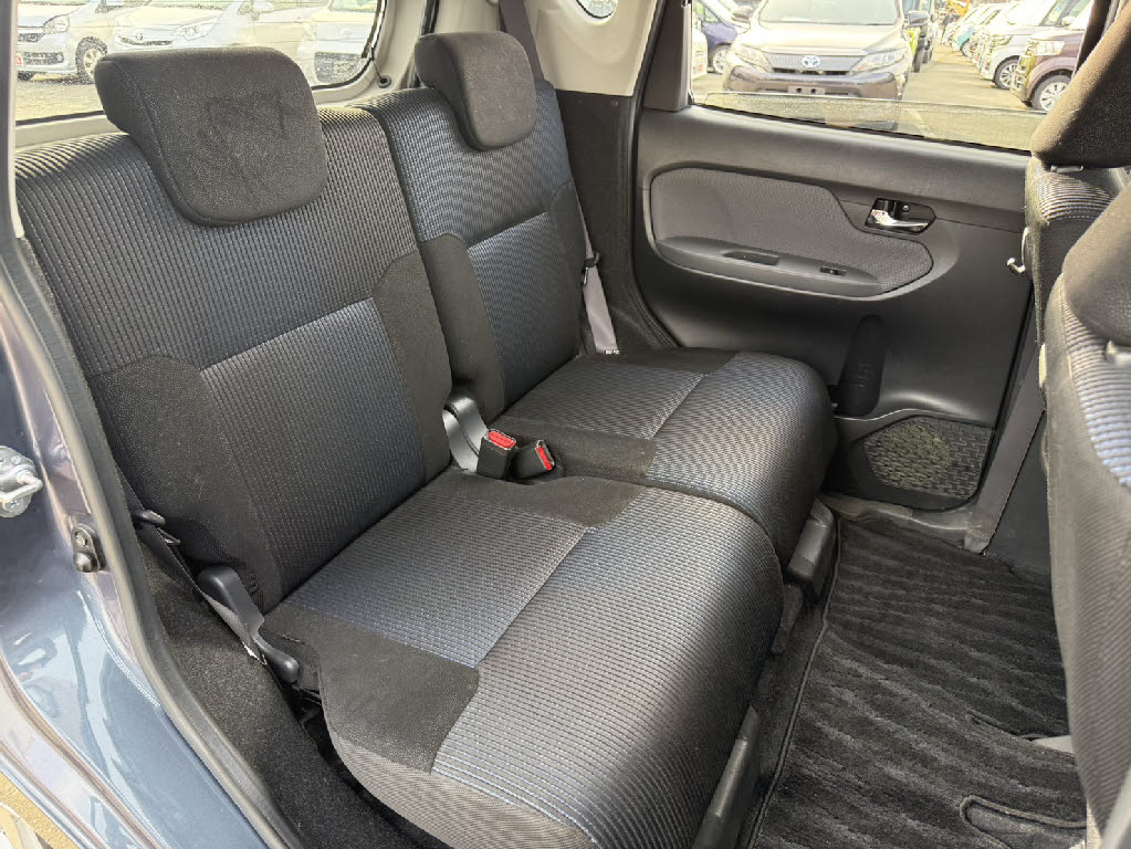 ダイハツ ムーヴカスタム X SA2