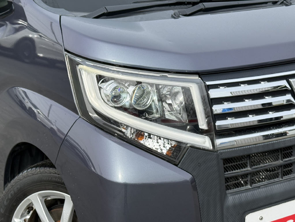 ダイハツ ムーヴカスタム X SA2