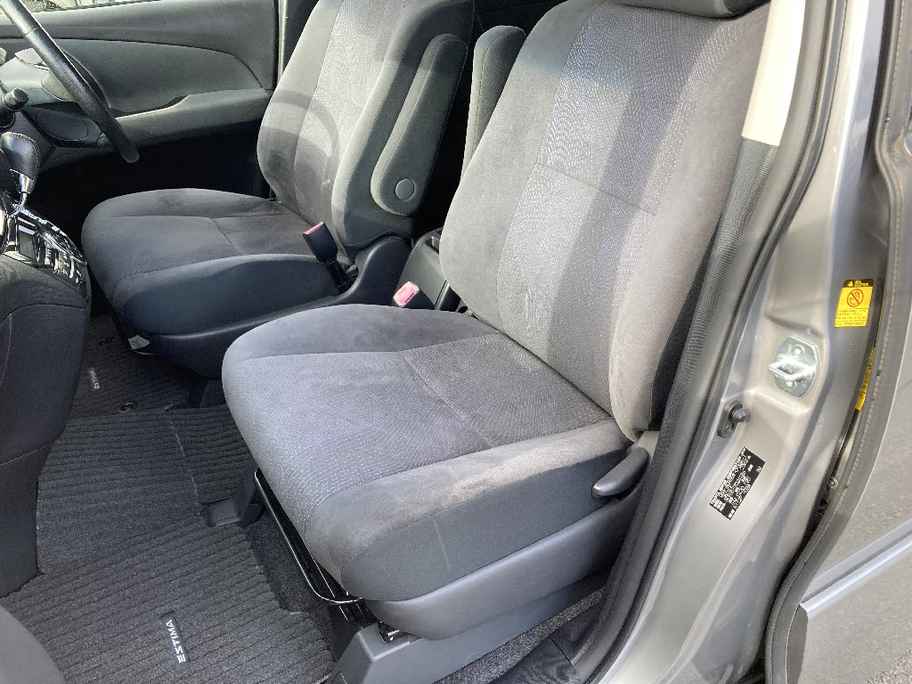 トヨタ エスティマ ｱｴﾗｽ 4WD