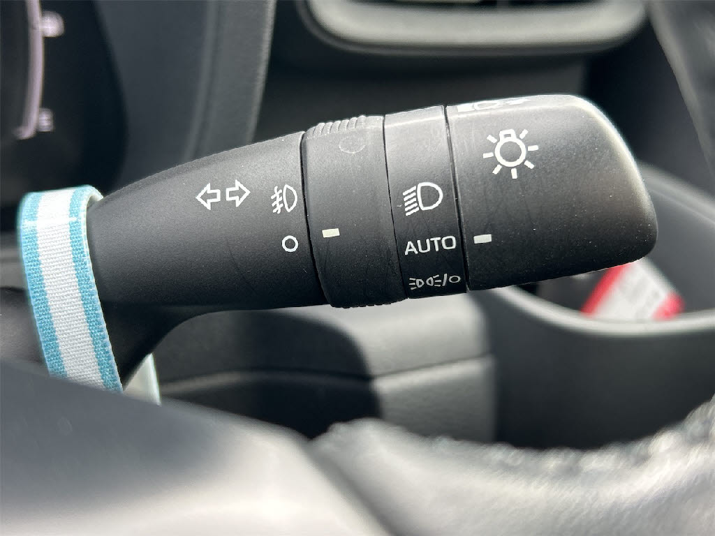 トヨタ ｼｴﾝﾀ ﾊｲﾌﾞﾘｯﾄﾞ ﾊｲﾌﾞﾘｯﾄﾞZ 4WD