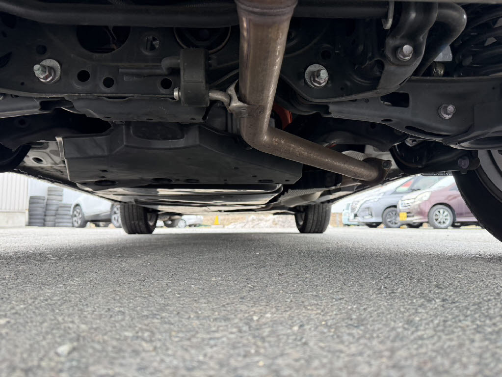 トヨタ ﾊﾘｱｰ ﾊｲﾌﾞﾘｯﾄﾞ Z ﾚｻﾞｰﾊﾟｯｹｰｼﾞ