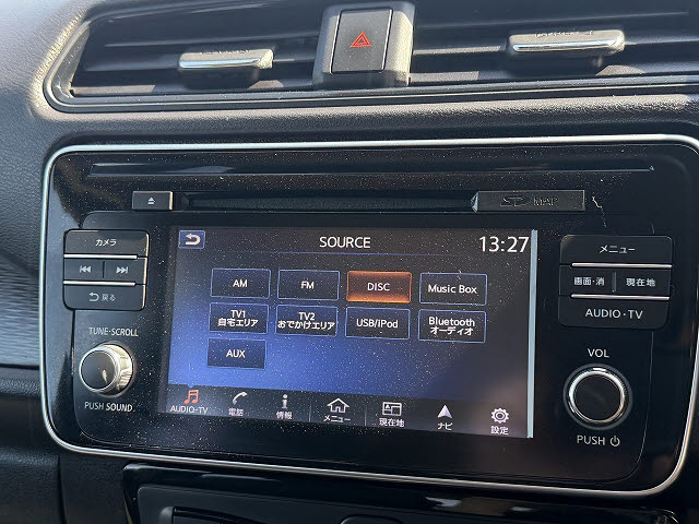 ニッサン リーフ X