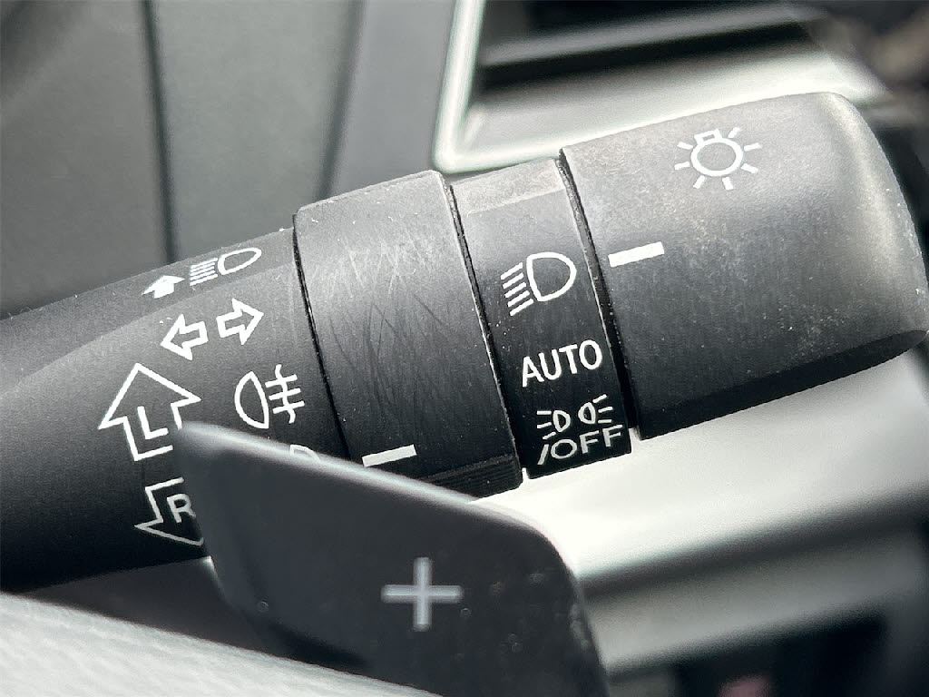 スバル ｲﾝﾌﾟﾚｯｻｽﾎﾟｰﾂHV 2.0E-L ｱｲｻｲﾄ