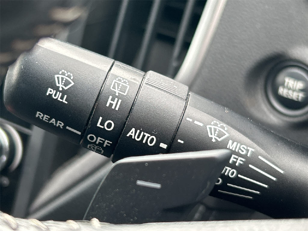 スバル ｲﾝﾌﾟﾚｯｻｽﾎﾟｰﾂHV 2.0E-L ｱｲｻｲﾄ