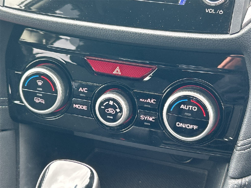 スバル ｲﾝﾌﾟﾚｯｻｽﾎﾟｰﾂHV 2.0E-L ｱｲｻｲﾄ