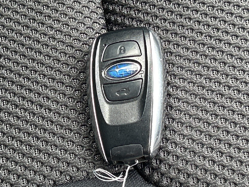 スバル ｲﾝﾌﾟﾚｯｻｽﾎﾟｰﾂHV 2.0E-L ｱｲｻｲﾄ