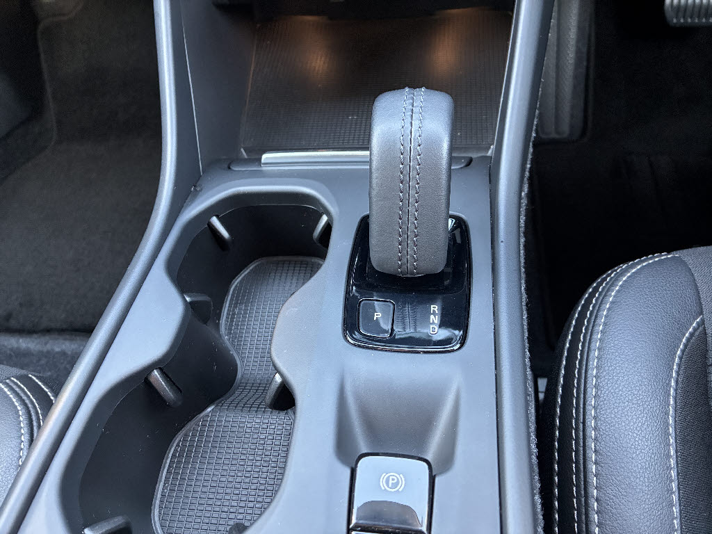 ボルボ ボルボ ＸＣ４０ T4 ﾓﾒﾝﾀﾑ