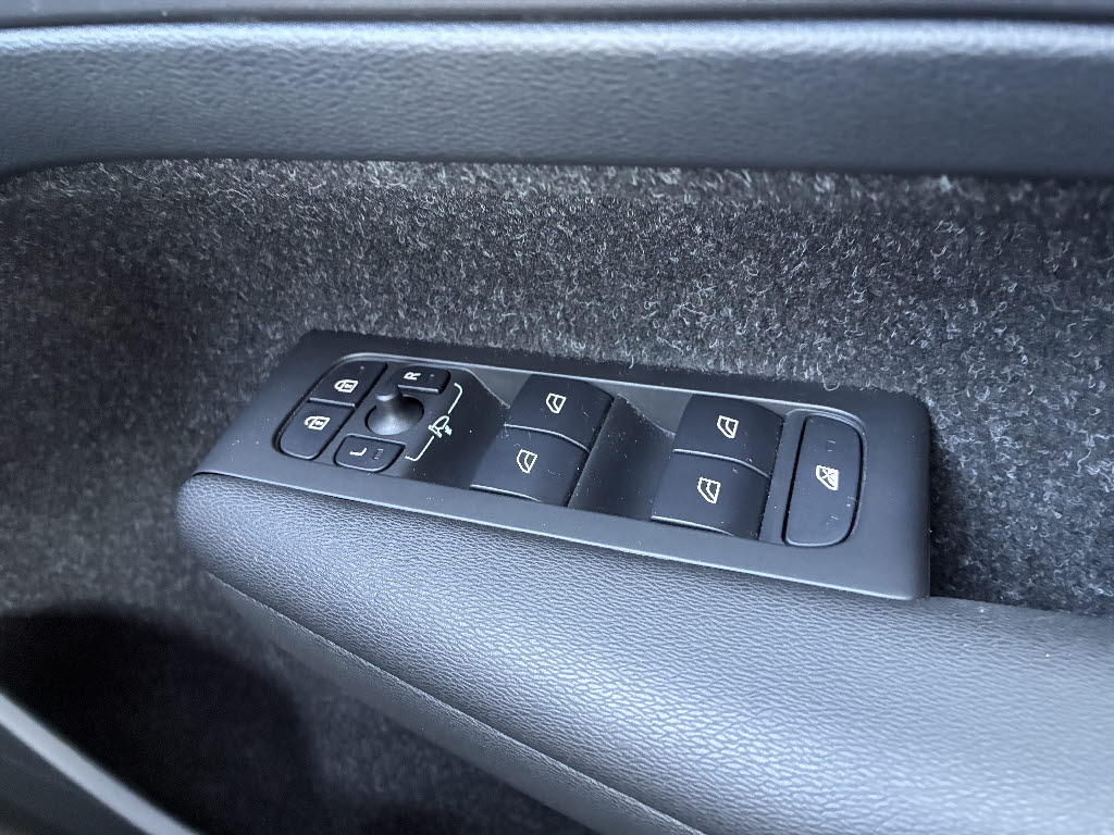 ボルボ ボルボ ＸＣ４０ T4 ﾓﾒﾝﾀﾑ