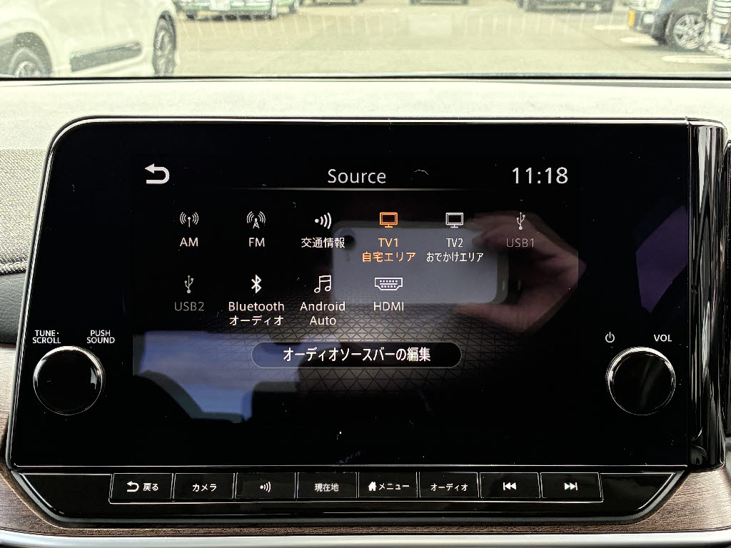 ニッサン オーラ G FOUR ﾚｻﾞｰｴﾃﾞｨｼｮﾝ 4WD