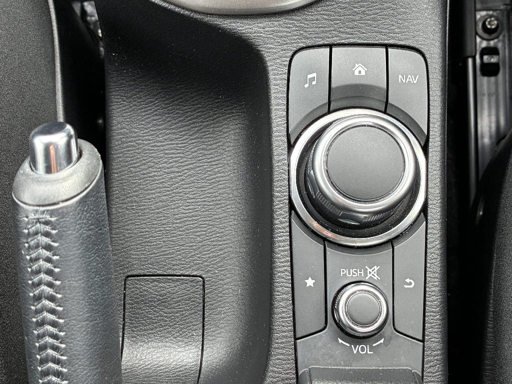 マツダ マツダ２ XD ﾌﾞﾗｯｸﾄｰﾝｴﾃﾞｨｼｮﾝ 4WD