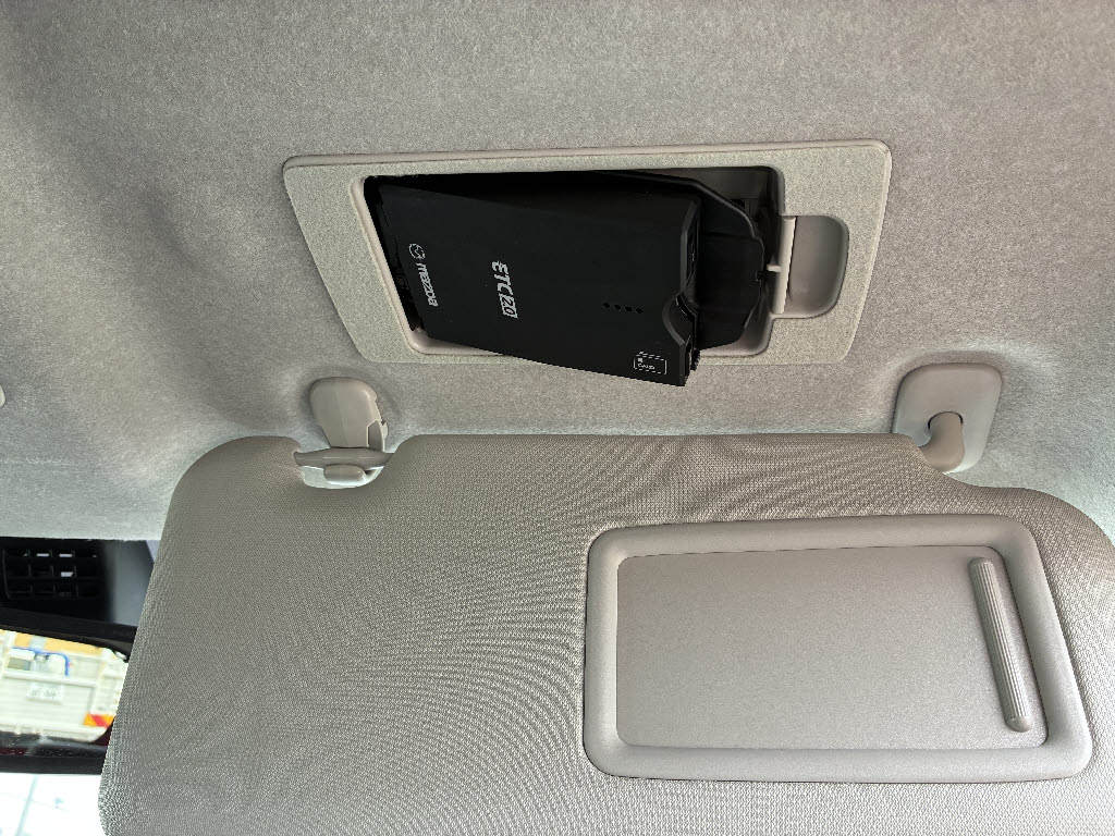 マツダ マツダ２ XD ﾌﾞﾗｯｸﾄｰﾝｴﾃﾞｨｼｮﾝ 4WD