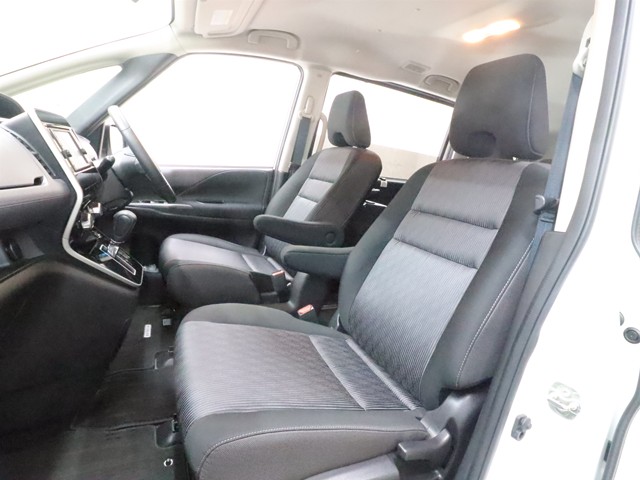 ニッサン セレナ ﾊｲｳｪｲｽﾀｰV