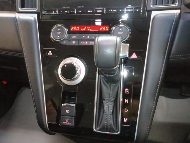 三菱 デリカＤ：５ P