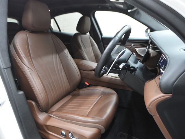 その他輸入車 マセラティ グレカーレ ＧＴ