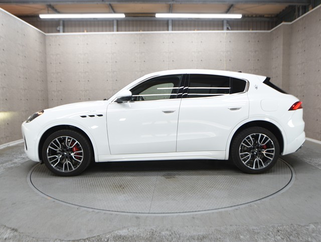 その他輸入車 マセラティ グレカーレ ＧＴ