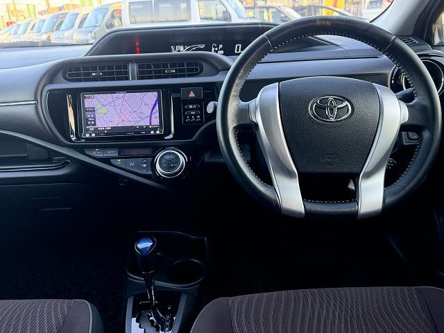 トヨタ アクア Ｇ