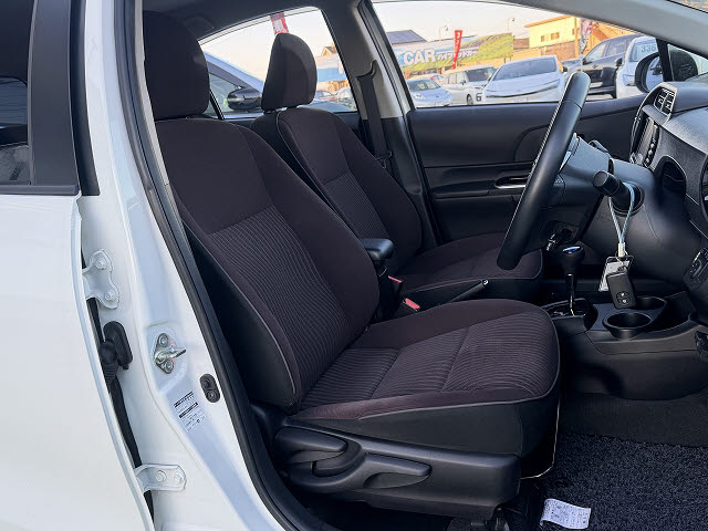 トヨタ アクア Ｇ