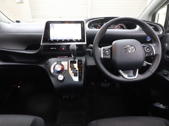 トヨタ ｼｴﾝﾀ ﾊｲﾌﾞﾘｯﾄﾞ Gｾｰﾌﾃｨｴﾃﾞｨｼｮﾝ　2