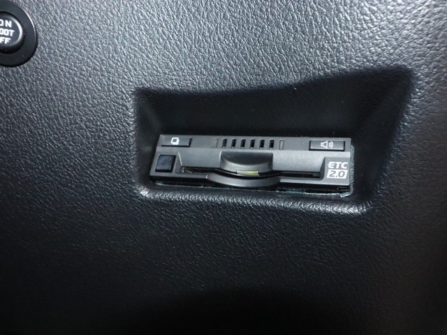 トヨタ ｼｴﾝﾀ ﾊｲﾌﾞﾘｯﾄﾞ Gｾｰﾌﾃｨｴﾃﾞｨｼｮﾝ　2