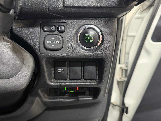 トヨタ ハイエースＶ スーパーＧＬ