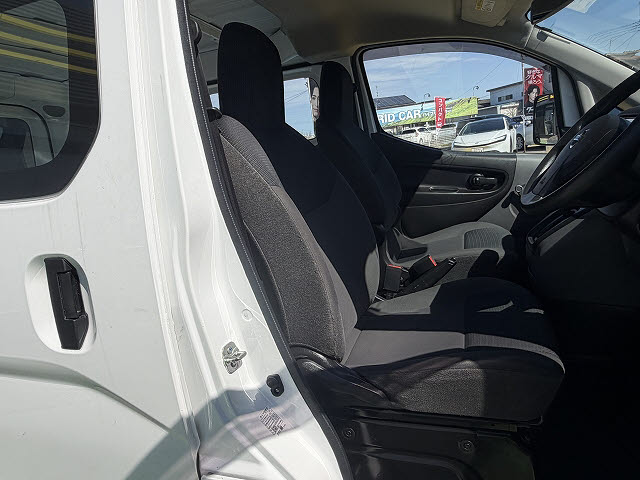 ニッサン NV200ﾊﾞﾈｯﾄV DX