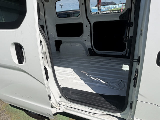 ニッサン NV200ﾊﾞﾈｯﾄV DX