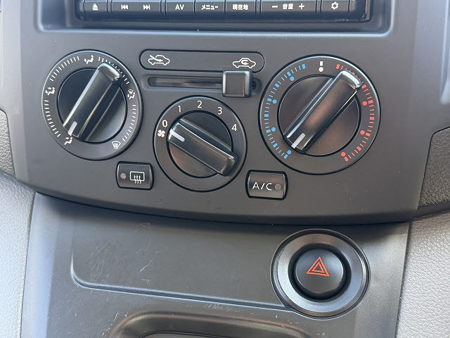 ニッサン NV200ﾊﾞﾈｯﾄV DX