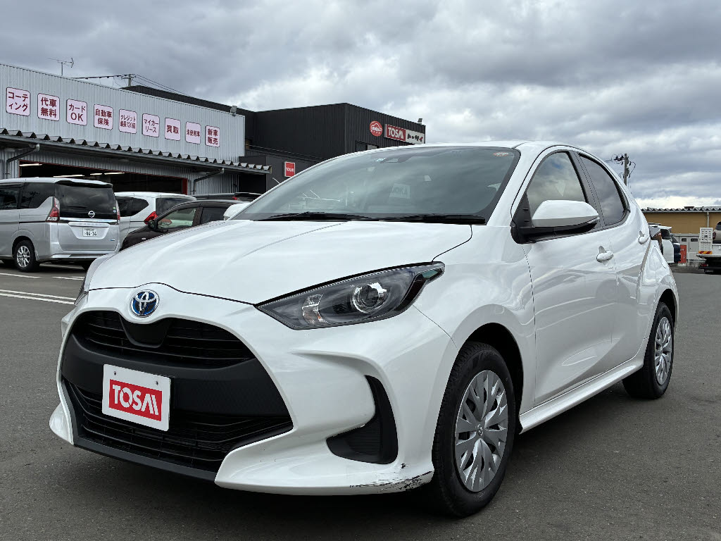 トヨタ ヤリス ハイブリッド X 4WD