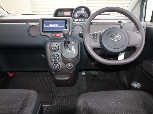 トヨタ ポルテ Ｆ